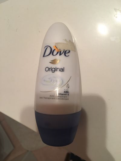 Deo roll Dove