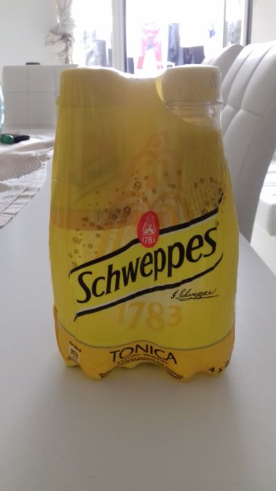 Schweppes tonica