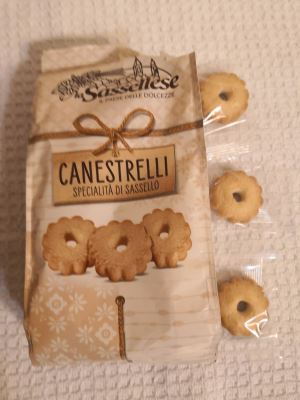 CANESTRELLI, specialità di Sassello