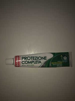 Dentifricio protezione completa 
