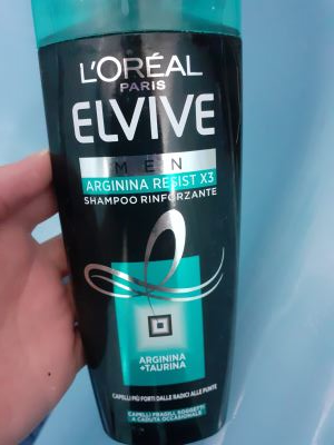 Shampoo rinforzante