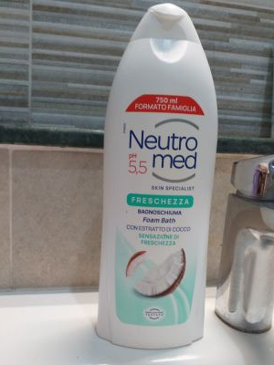 Bagnoschiuma con estratto di cocco