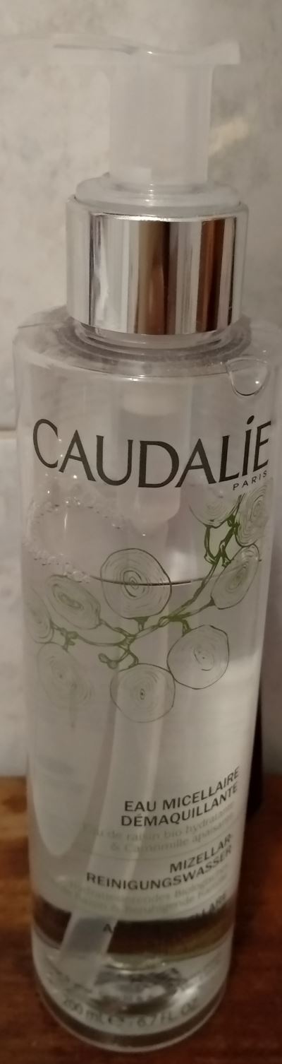 Acqua micellare 