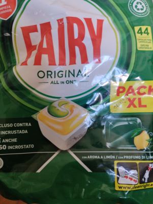 Fairy 44 capsule per lavastoviglie pacco XL alla fragranza di limone