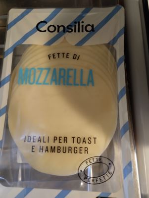 Fette di mozzarella