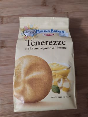 Tenerezze con crema al gusto di limone