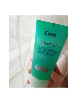 Esfoliating Face Wash