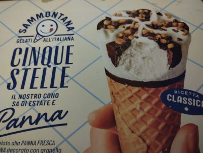 Cono gelato alla panna