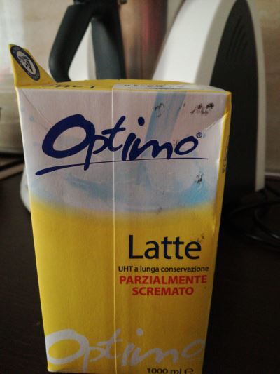 Latte parzialmente scremato