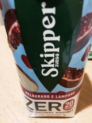 Skipper zero zuccheri aggiunti gusto melograno e lampone