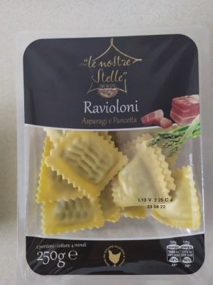 Ravioloni asparagi e pancetta