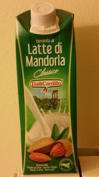LATTE DI MANDORLA