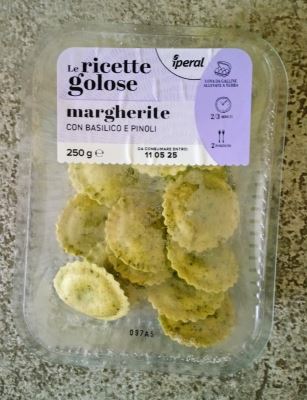 Margherite con basilico e pinoli