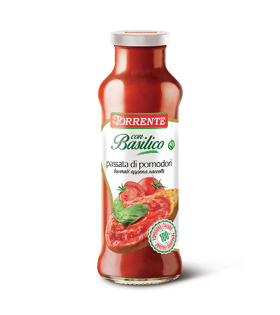 Passata di pomodoro con basilico