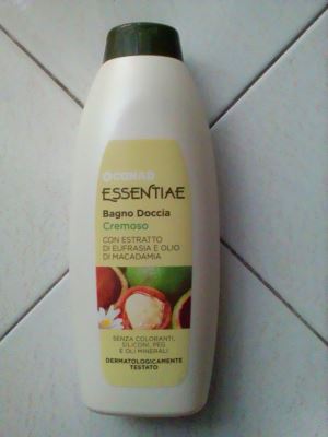 Bagno Doccia Cremoso con estratto di Eufrasia e olio di Macadamia