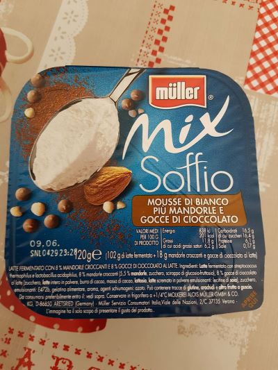 Mix soffio Mousse di Bianco + mandorle e gocce di cioccolato