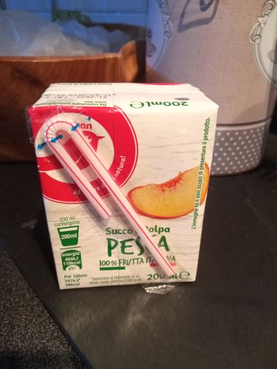 Succo e polpa di pesca
