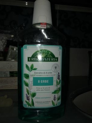 Collutorio 8 erbe