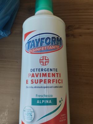 Tayform disinfettante detergente pavimenti e superfici 
