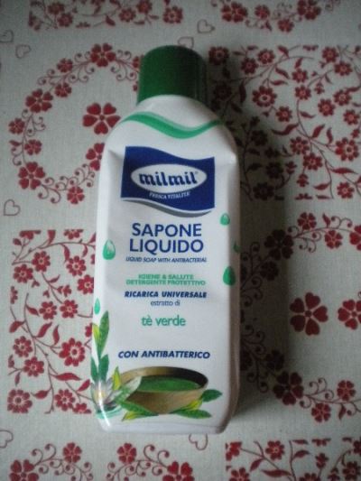 Sapone liquido con antibatterico al tè verde