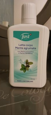 Latte corpo mente agrumate