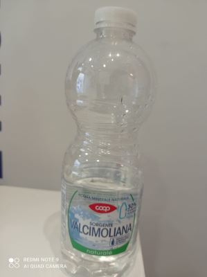 acqua naturale sorgente Valcimoliana