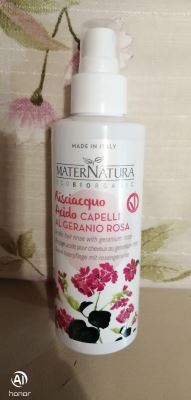 Risciacquo acido capelli al geranio rosa
