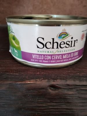 vitello con cervo, mela ed erbe.
