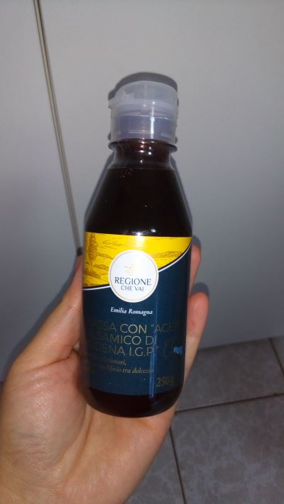 Glassa di aceto