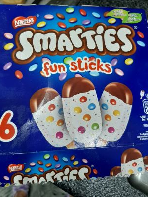 Smarties fun sticks