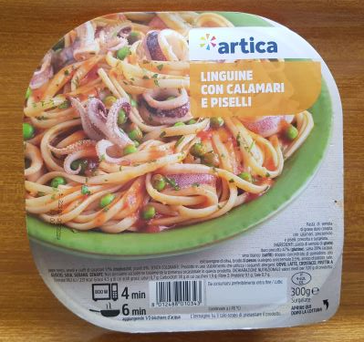 Linguine con calamari e piselli Artica