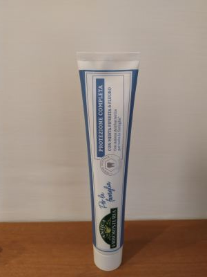 Dentifricio protezione completa con Menta Piperita & Fluoro