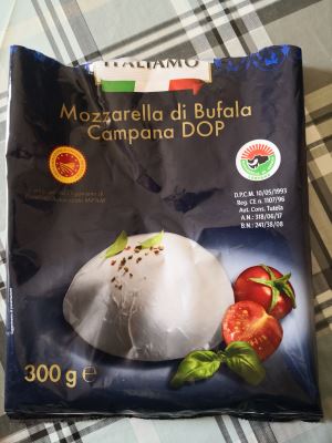 MOZZARELLA DI BUFALA campana DOP