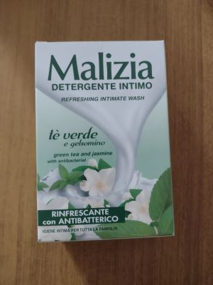 Detergente intimo tè verde e gelsomino