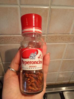 Peperoncino intero