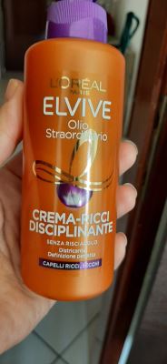 Crema ricci disciplinante