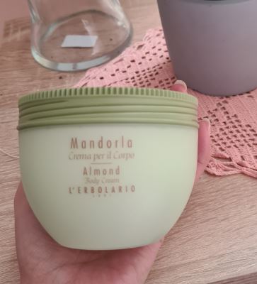 Mandorla - crema per il corpo 