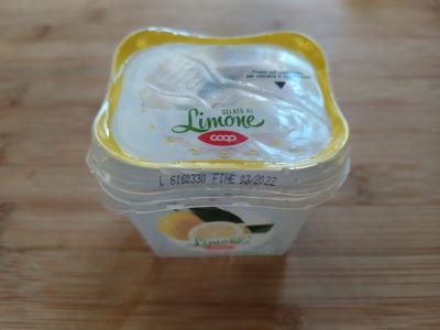 Gelato al limone