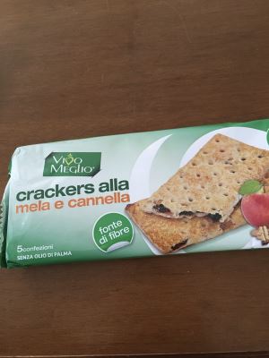 Crackers alla mela e cannella