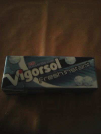 Vigorsol fresh instant chew gum