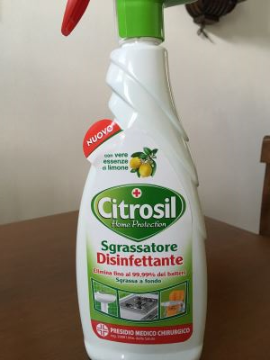 Sgrassatore disinfettante