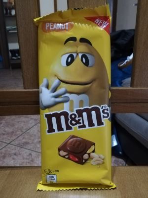 M&M