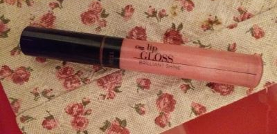 Lip gloss