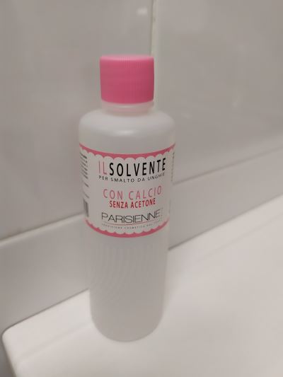 IL Solvente con Calcio senza acetone