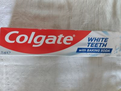 Dentifricio White teeth con bicarbonato di sodio