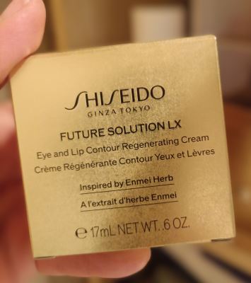 Future solution LX Crema contorno occhi e labbra 