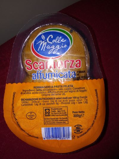 Scamorza affumicata 