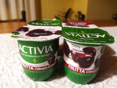 activia ciliegia in pezzi