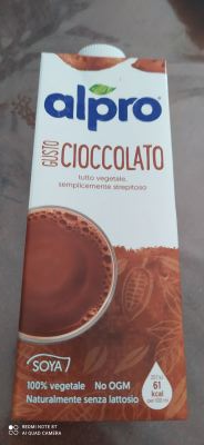 Latte vegetale al cioccolato