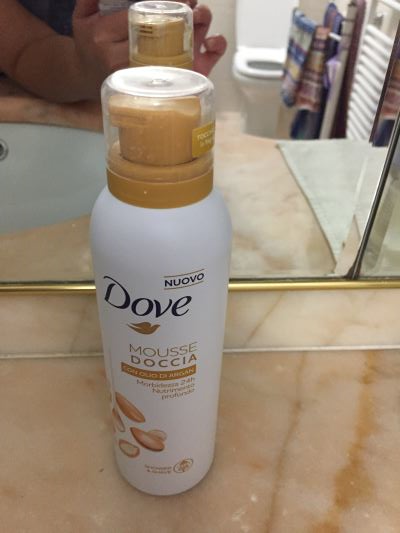 Dove Mousse doccia